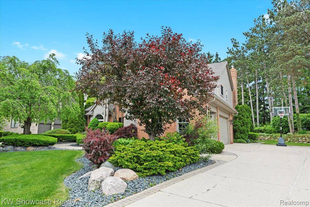 Shelby Twp, MI 48316,52890 Seven Oaks Drive