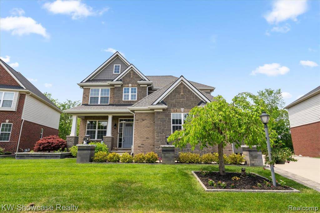 Novi, MI 48377,41775 Steinbeck Glen