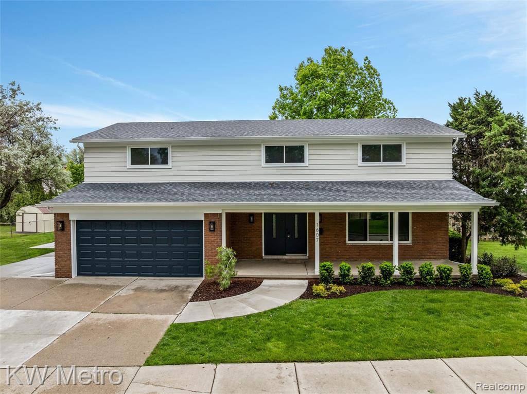 Grosse Pointe Woods, MI 48236,1607 Yorktown Street