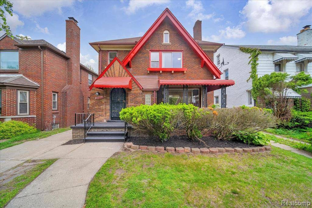 Detroit, MI 48221,17592 Wisconsin Street