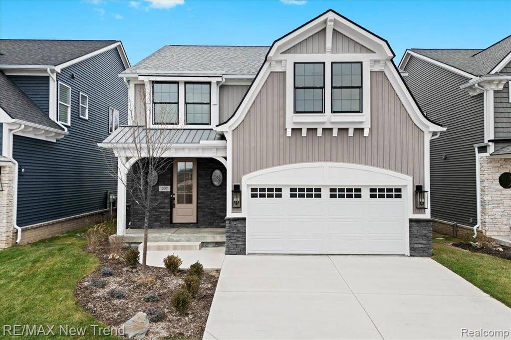 Milford Vlg, MI 48381,207 MOUNTAIN VIEW LANE