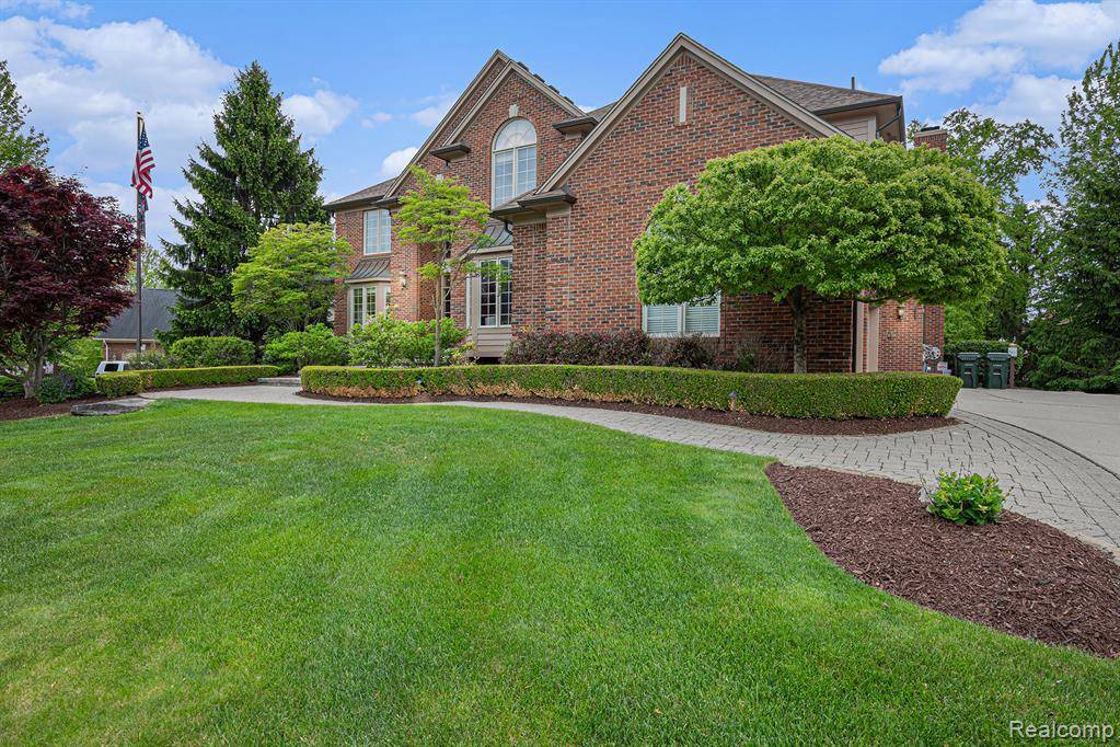 Rochester Hills, MI 48306,846 Majestic