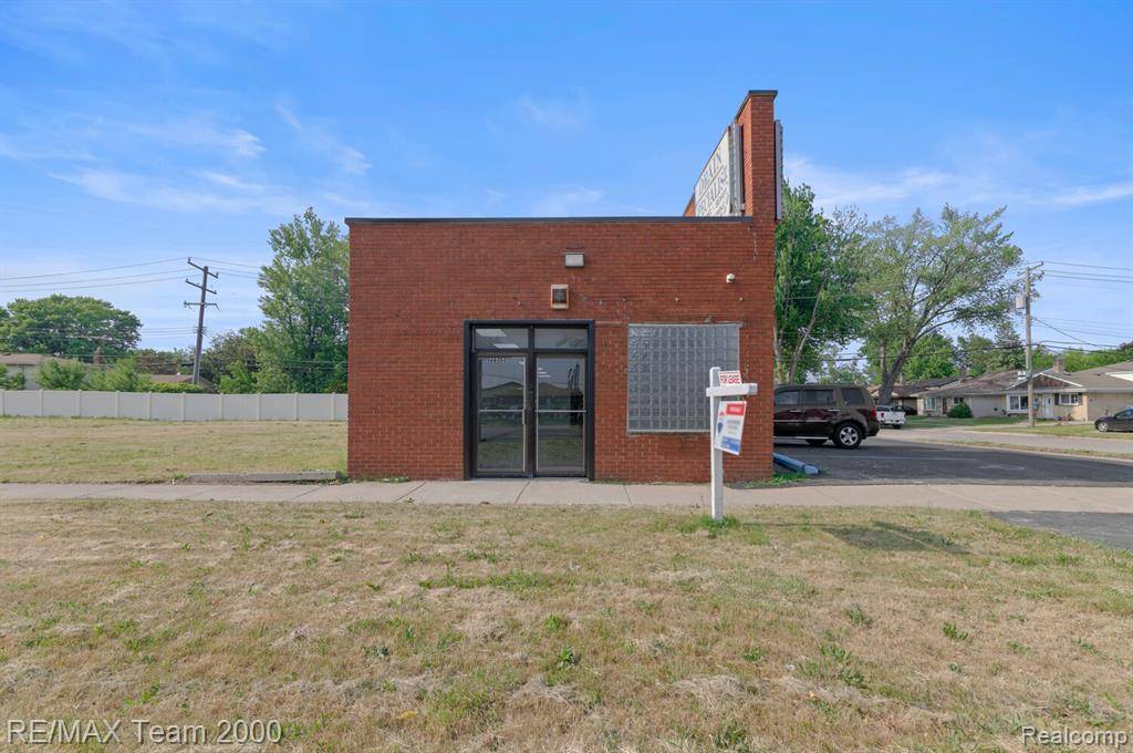 Dearborn Heights, MI 48125,22302 Van Born Road