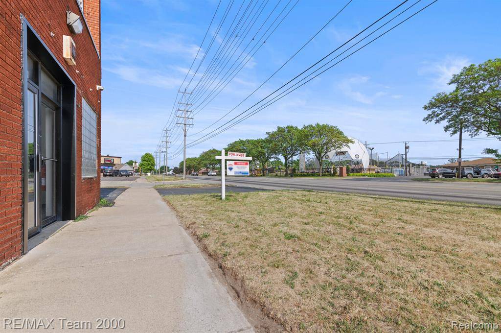 Dearborn Heights, MI 48125,22302 Van Born Road