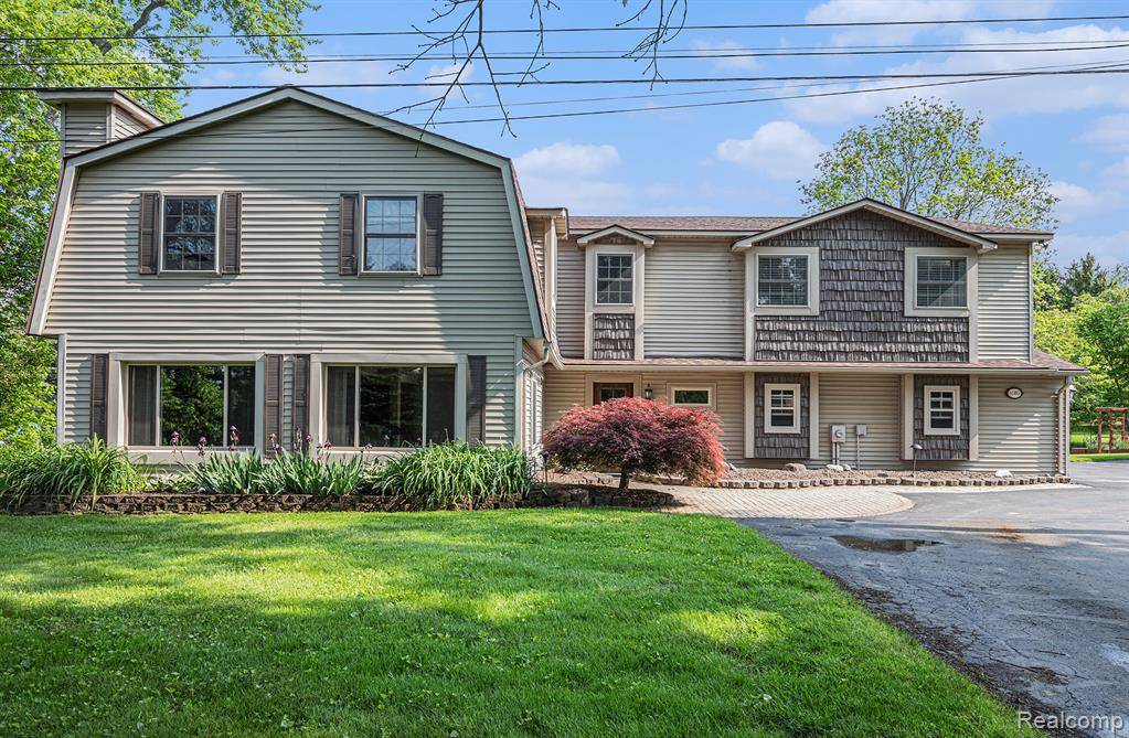 Village Of Clarkston, MI 48346,6080 Waldon Road
