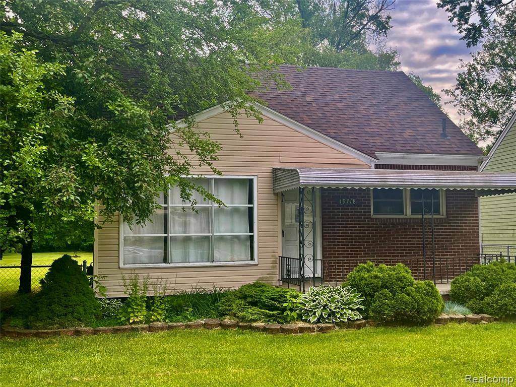 Redford Twp, MI 48240,19718 Denby