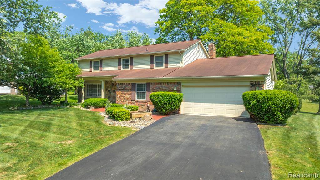 Farmington Hills, MI 48331,29832 High Valley Court