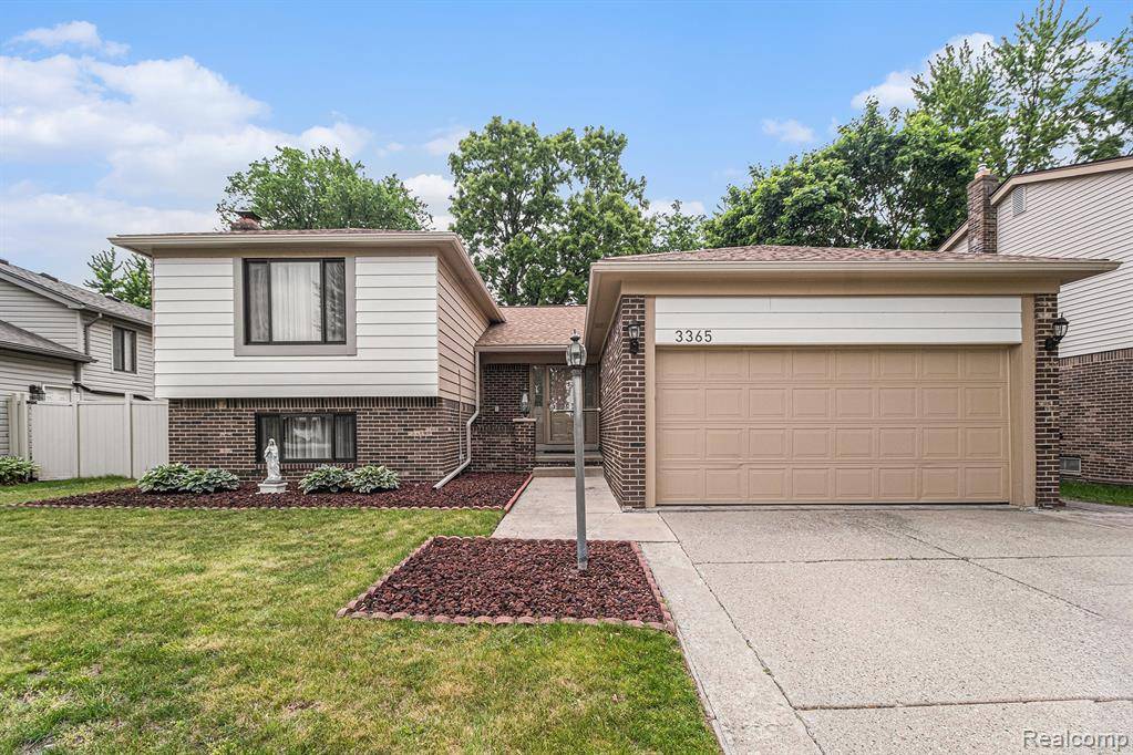Sterling Heights, MI 48310,3365 Gloucester Drive