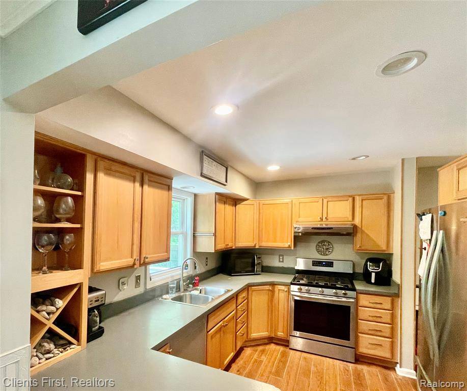 Howell, MI 48855,5844 Crandall Road