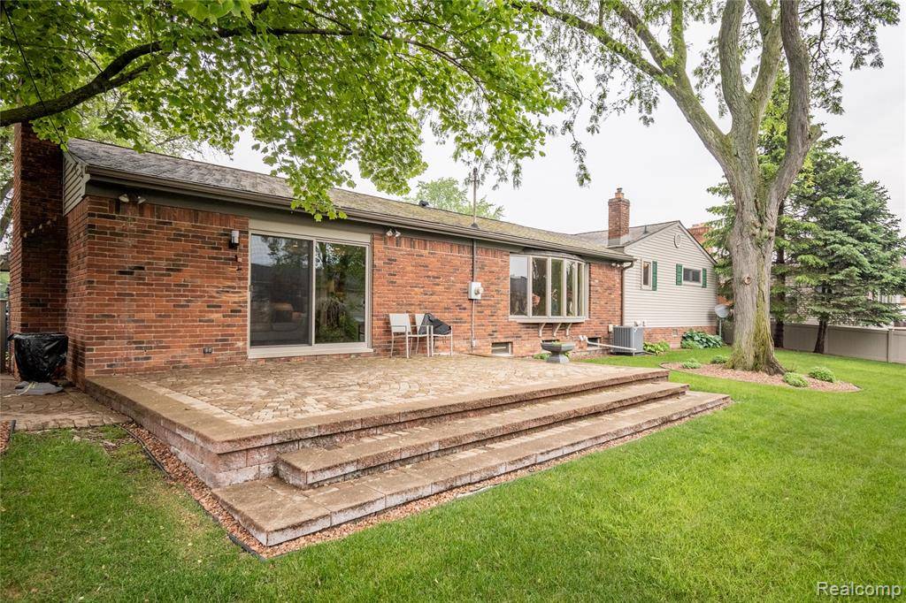 Grand Blanc, MI 48439,12950 Via Catherina Drive