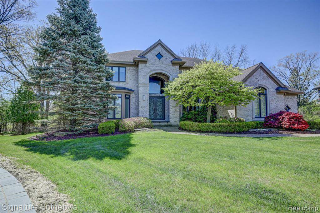 West Bloomfield Twp, MI 48323,3225 Legacy Court