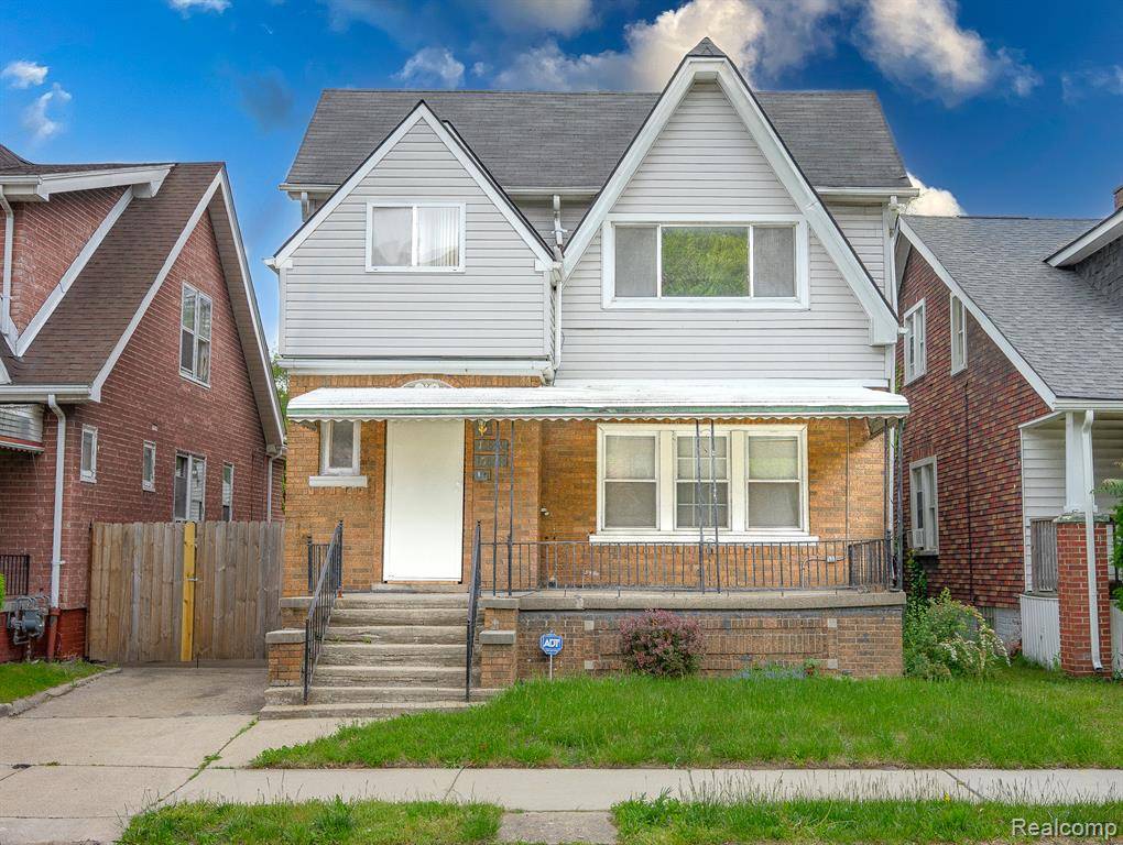 Detroit, MI 48238,15859 Cloverlawn Street