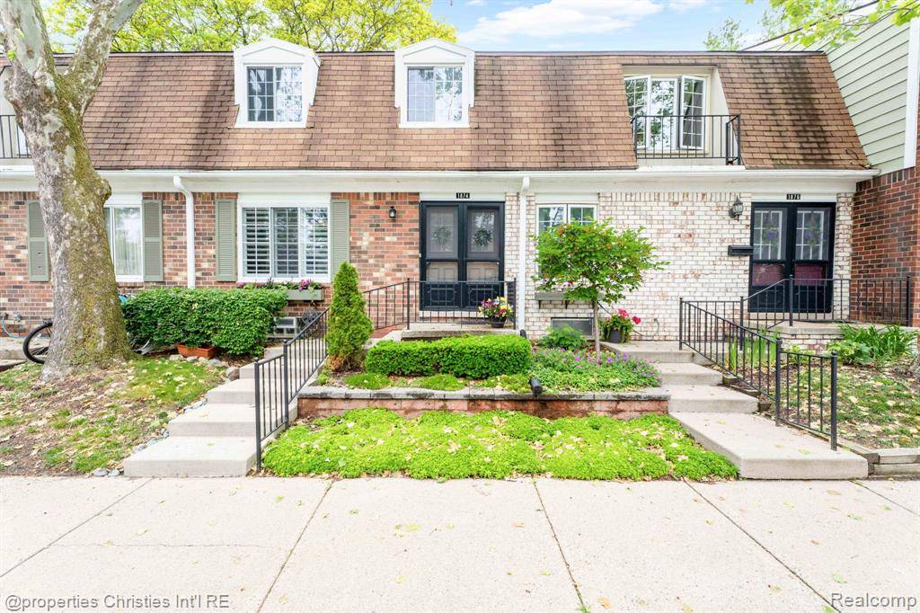 Royal Oak, MI 48073,1874 Wickham Street 68