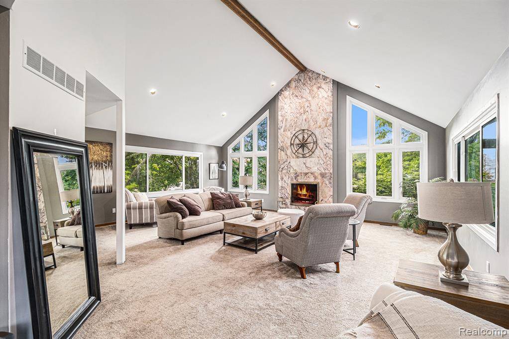 Orion Twp, MI 48348,1080 Meadow Crest Drive