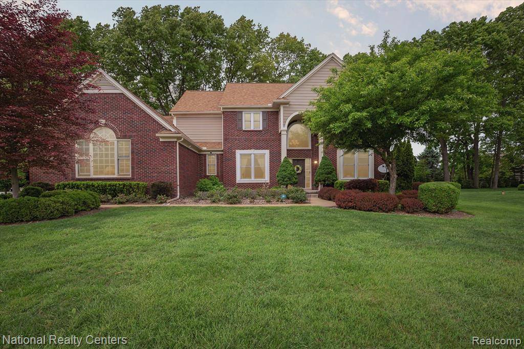 Green Oak Twp, MI 48178,13802 FOREST RIDGE Circle