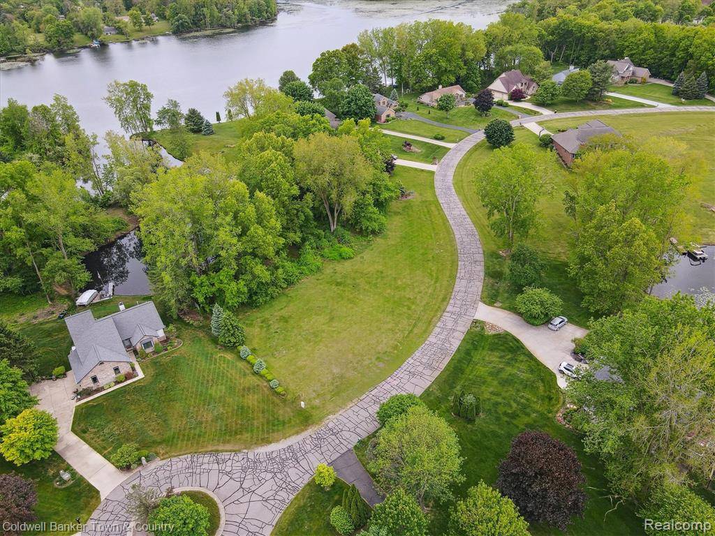 Highland Twp, MI 48357,0 Mallards Landing