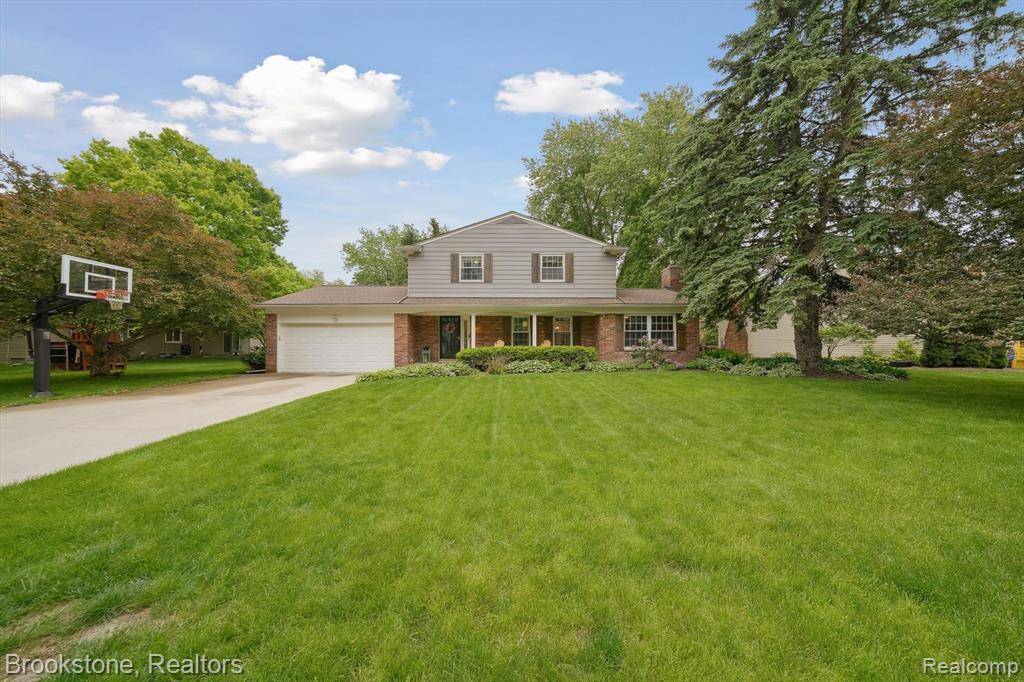 Orion Twp, MI 48360,2831 Aurora Drive