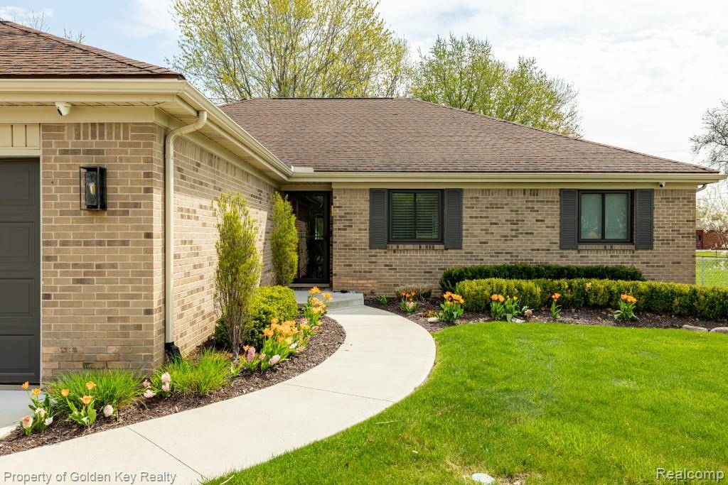 Livonia, MI 48154,16042 Newburgh Road