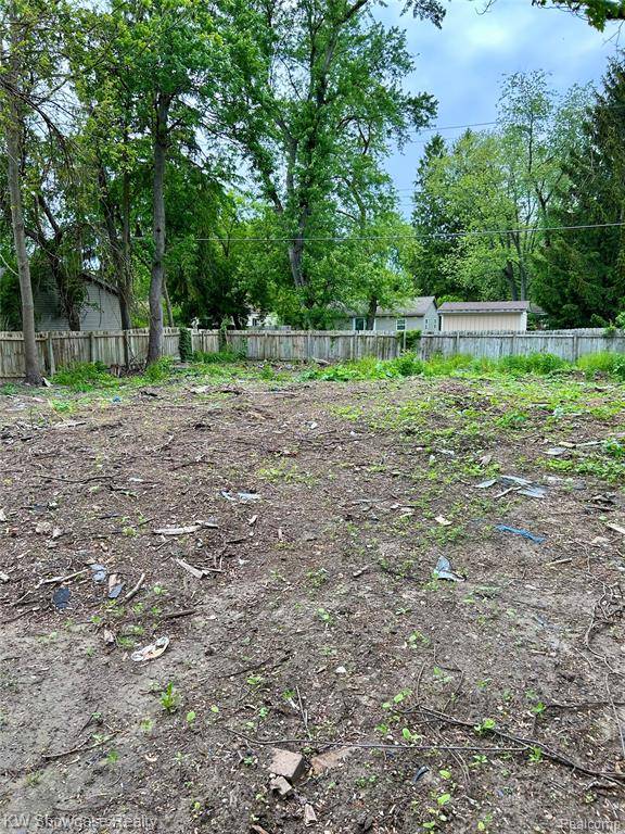Highland Twp, MI 48356,2935 Jackson Boulevard