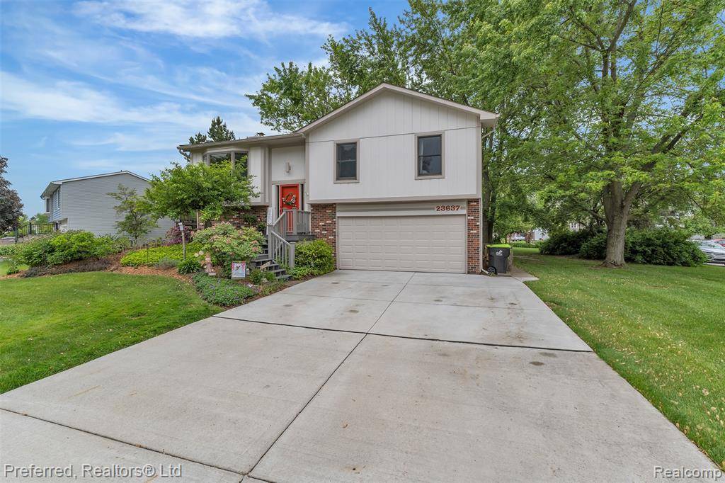 Novi, MI 48375,23637 Cranbrooke Drive