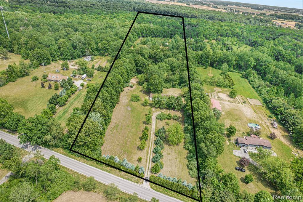 London Twp, MI 48160,10900 Tuttlehill Road