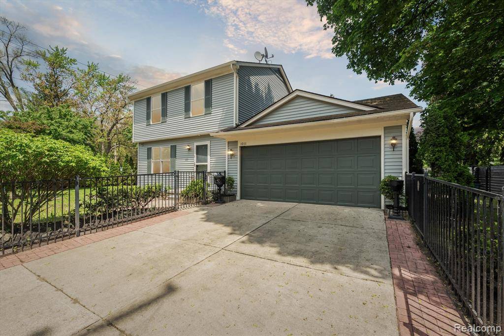 Royal Oak, MI 48067,1011 Knowles Street