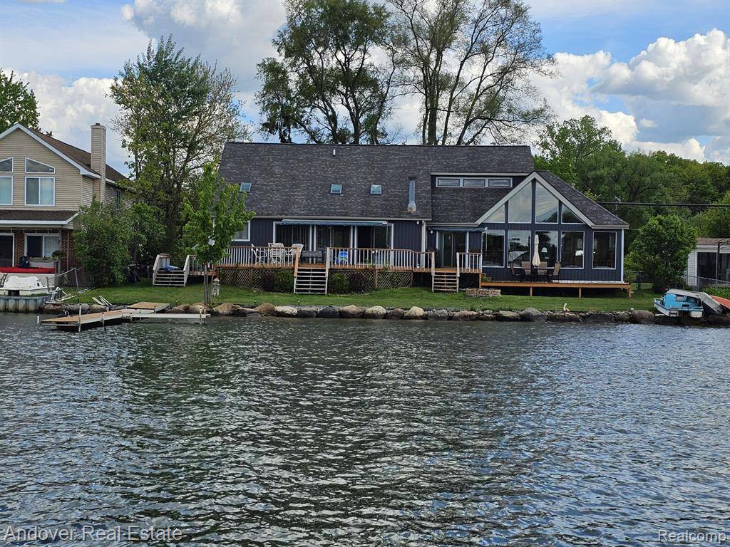 Highland Twp, MI 48356,2501 Davista Drive