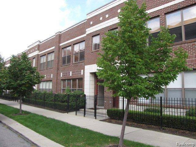Detroit, MI 48202,64 W BETHUNE ST # 28 W
