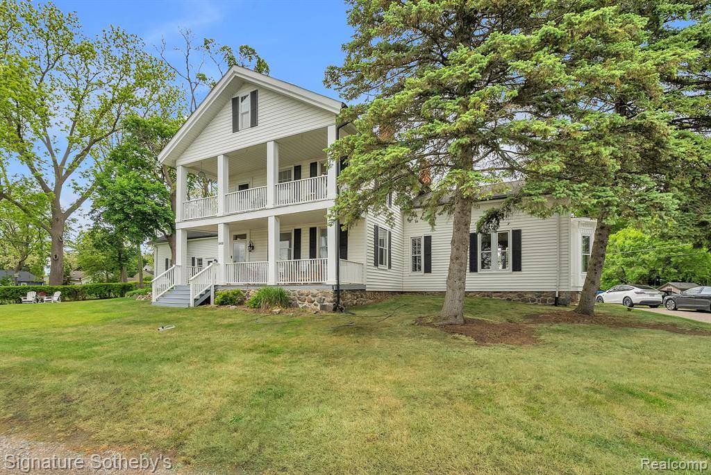 Waterford Twp, MI 48328,549 Grixdale Lane