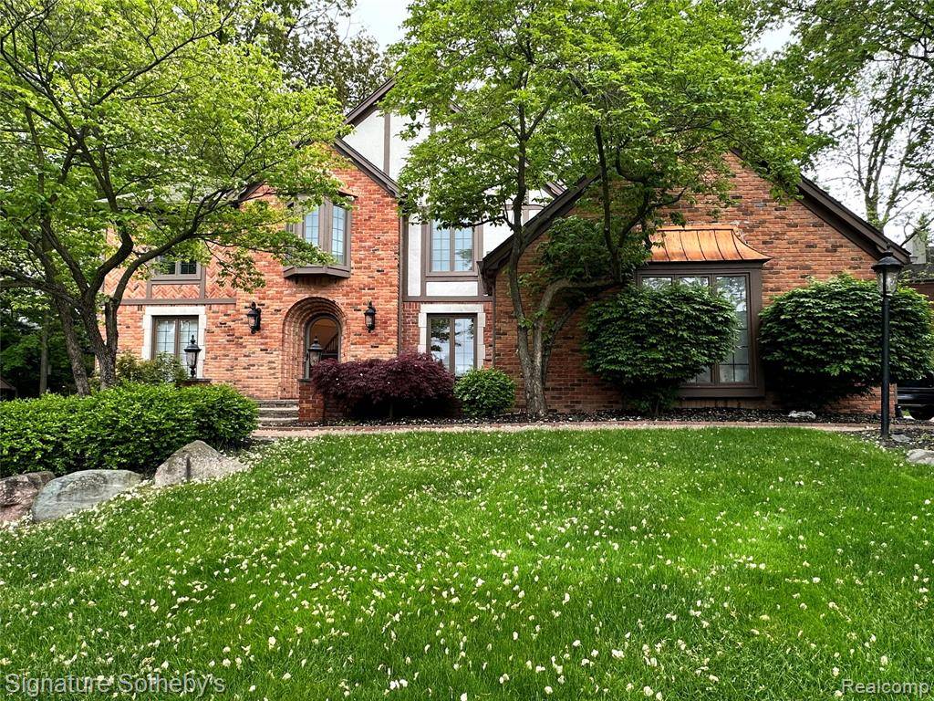 Rochester Hills, MI 48309,3079 Kenwood Drive