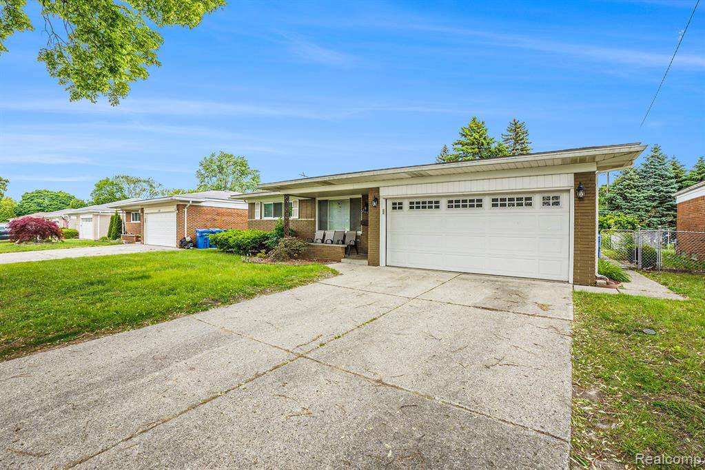 Warren, MI 48092,28130 Liberty Drive