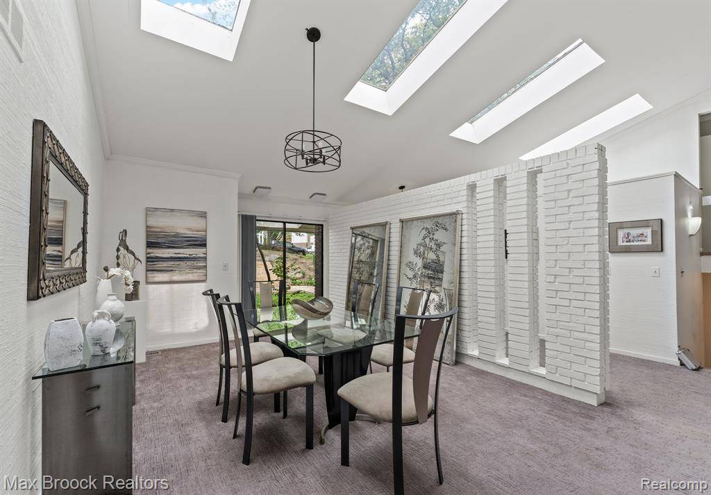 Bloomfield Hills, MI 48302,4355 Middleton Drive
