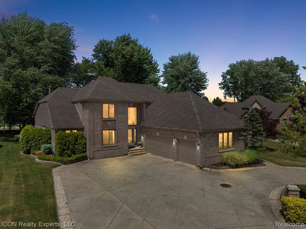 Macomb Twp, MI 48042,18529 Sumpter Forest Drive