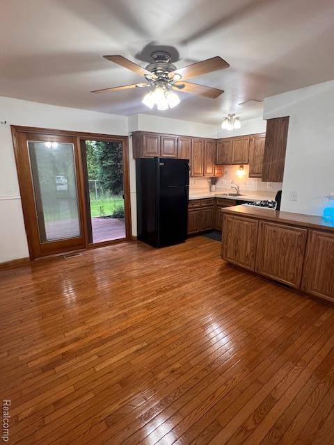 Sterling Heights, MI 48312,8416 Hickory Drive