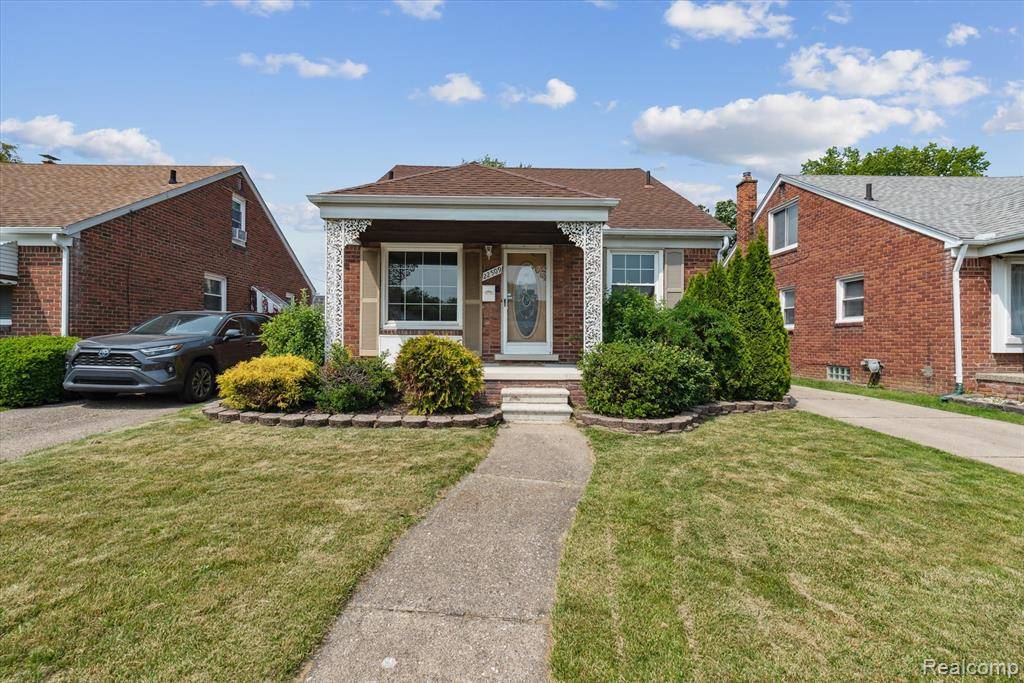 St. Clair Shores, MI 48080,22509 Alger Street