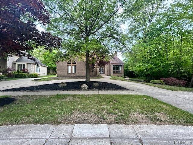 West Bloomfield Twp, MI 48322,6880 Burtonwood Drive