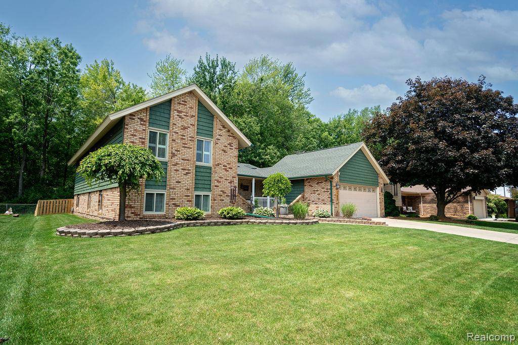 Riverview, MI 48193,17800 Fox Glen Drive
