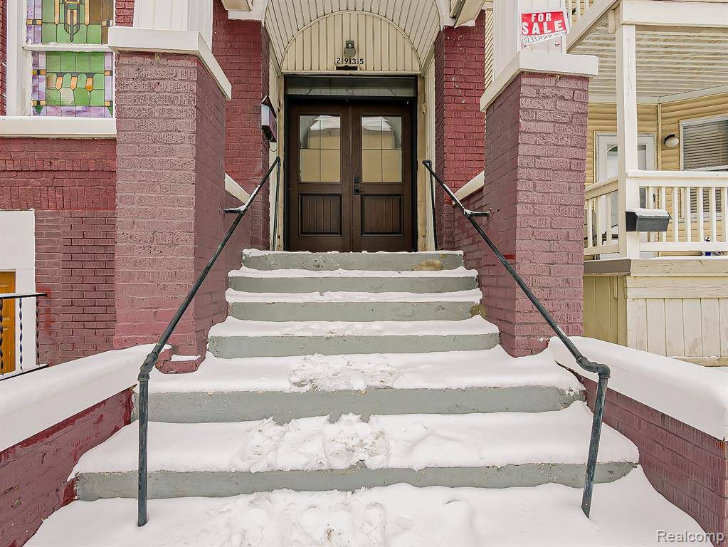 Hamtramck, MI 48212,2935 YEMANS Street