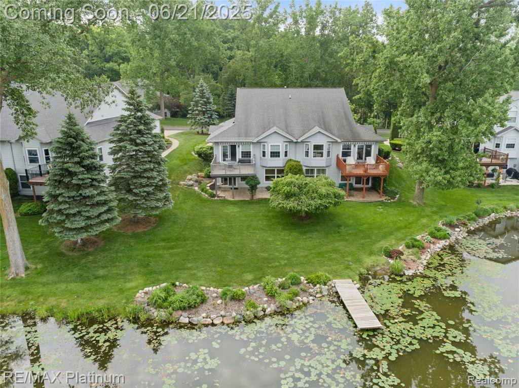 Fenton, MI 48430,2336 Swans Cove 7