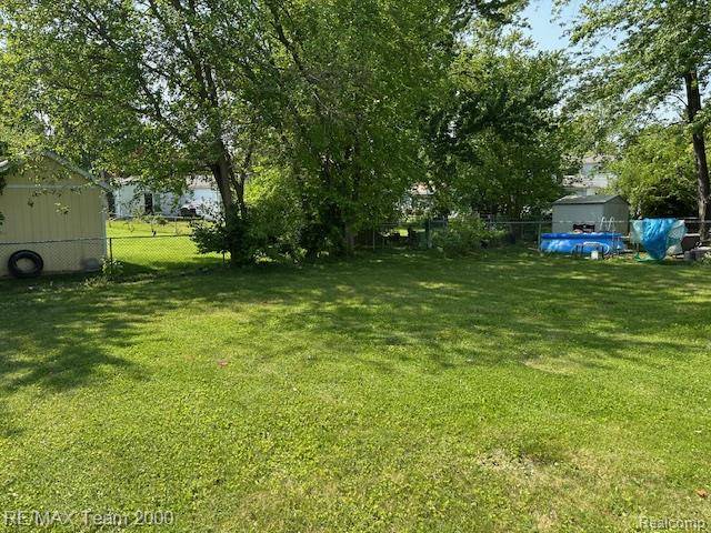Ypsilanti, MI 48197,5936 Meadowview Street