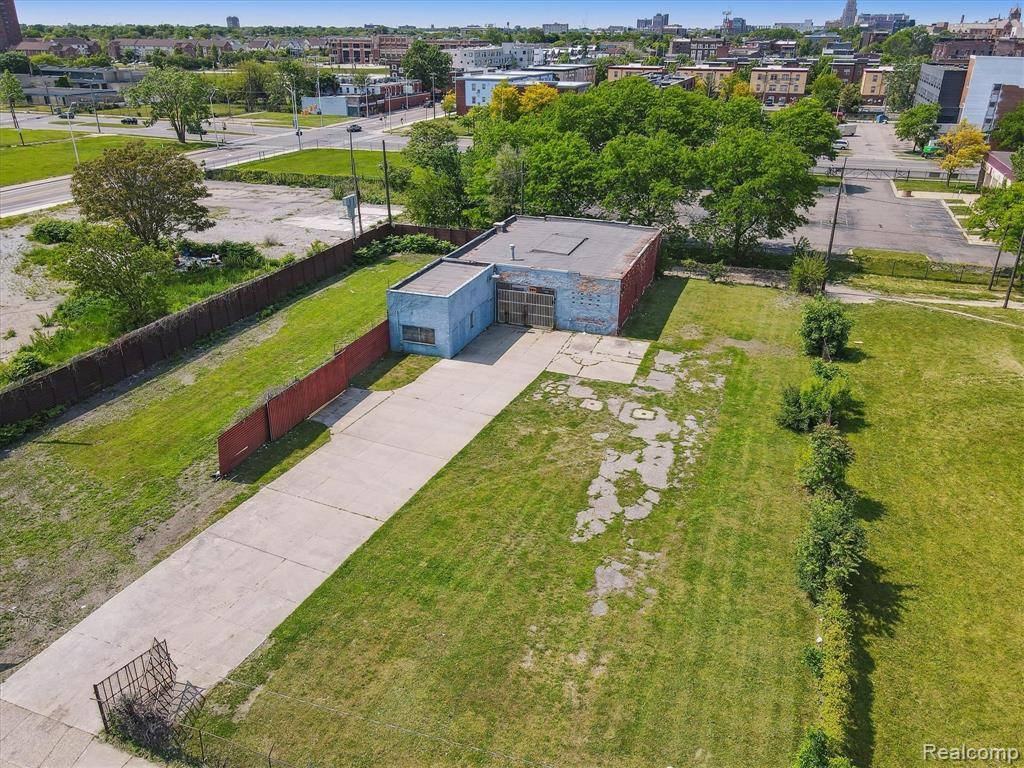 Detroit, MI 48201,666 Peterboro Street