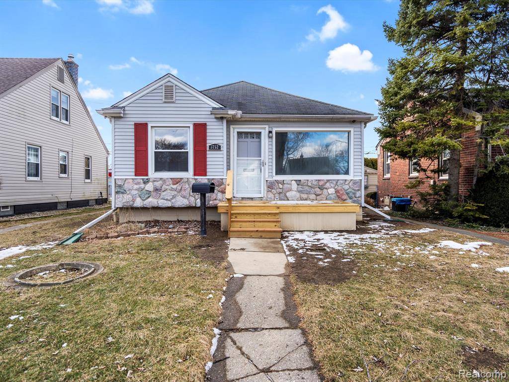 Dearborn, MI 48124,3752 KATHERINE Street