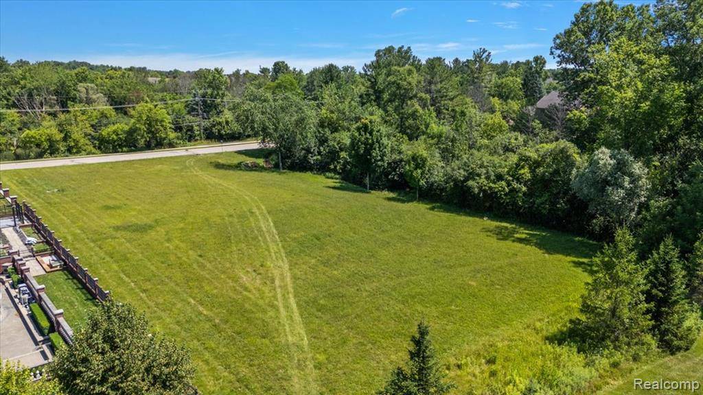 Novi, MI 48374,45547 W 9 Mile Road