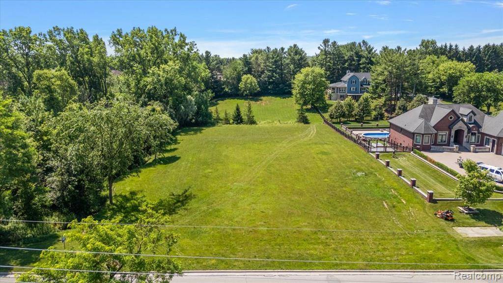 Novi, MI 48374,45547 W 9 Mile Road