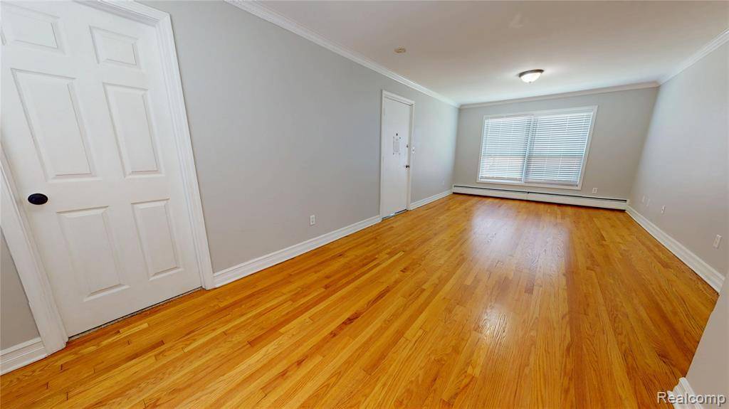 Royal Oak, MI 48073,3219 Benjamin Avenue #12