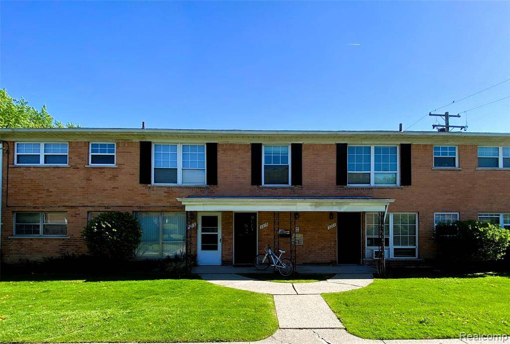 Royal Oak, MI 48073,3219 Benjamin Avenue #12