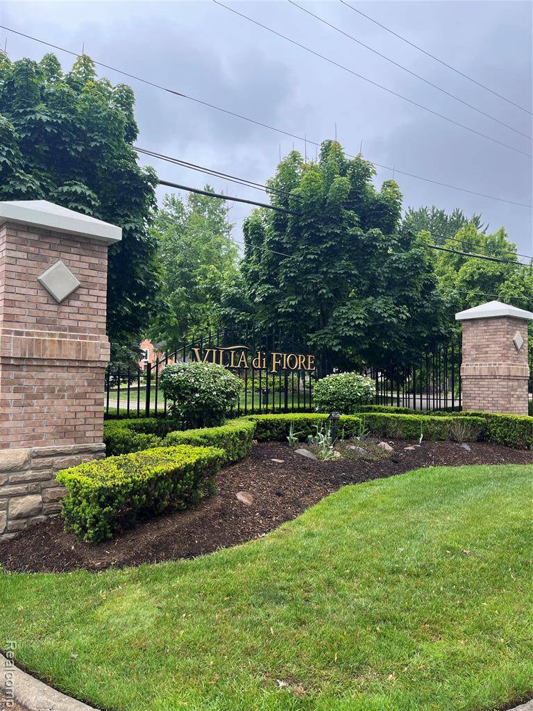 Clinton Twp, MI 48036,0 Camellia Lane