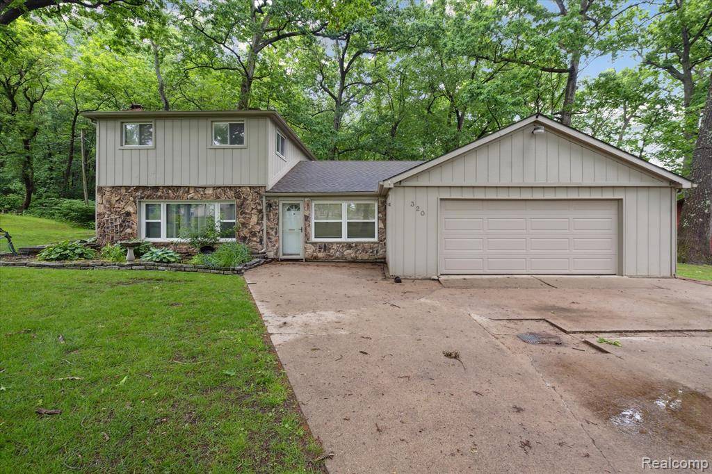White Lake Twp, MI 48383,320 Elkinford Drive