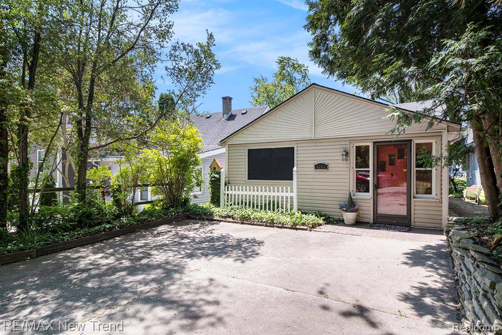 West Bloomfield Twp, MI 48324,4044 Fieldview Avenue