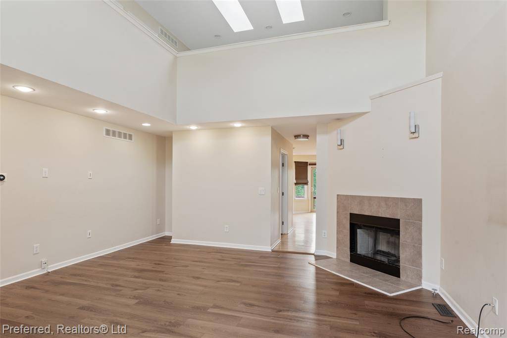 Canton Twp, MI 48188,316 SHEFFIELD CRT 19 19